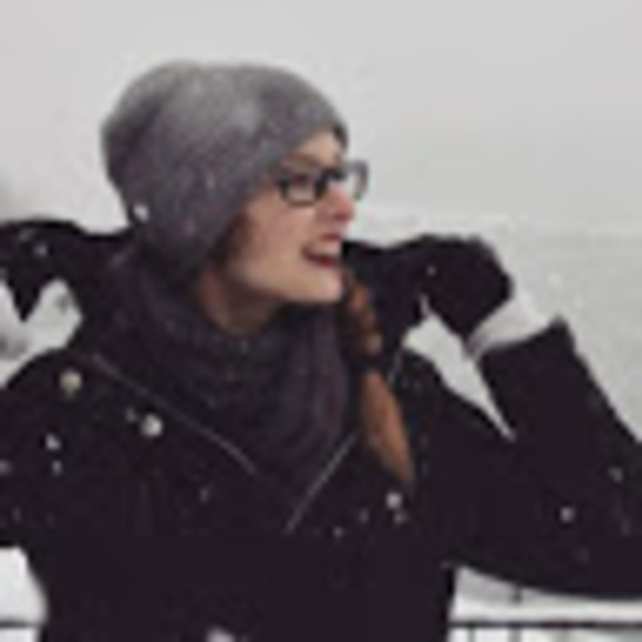 Meet your Posher, Ashley - Picture 1 of 1